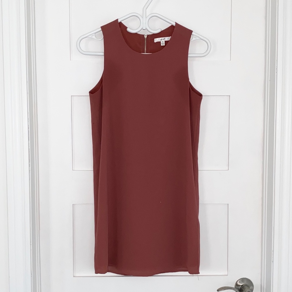 CUTE LITTLE DRESS 🌸 - Picture 3 of 3